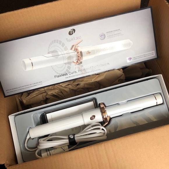 t3 curling iron twirl